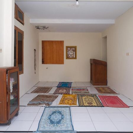 Hotel Reddoorz Syariah Near Alun Alun Wonosari Exterior foto