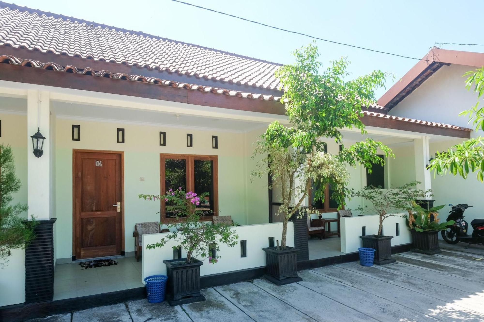 Hotel Reddoorz Syariah Near Alun Alun Wonosari Exterior foto