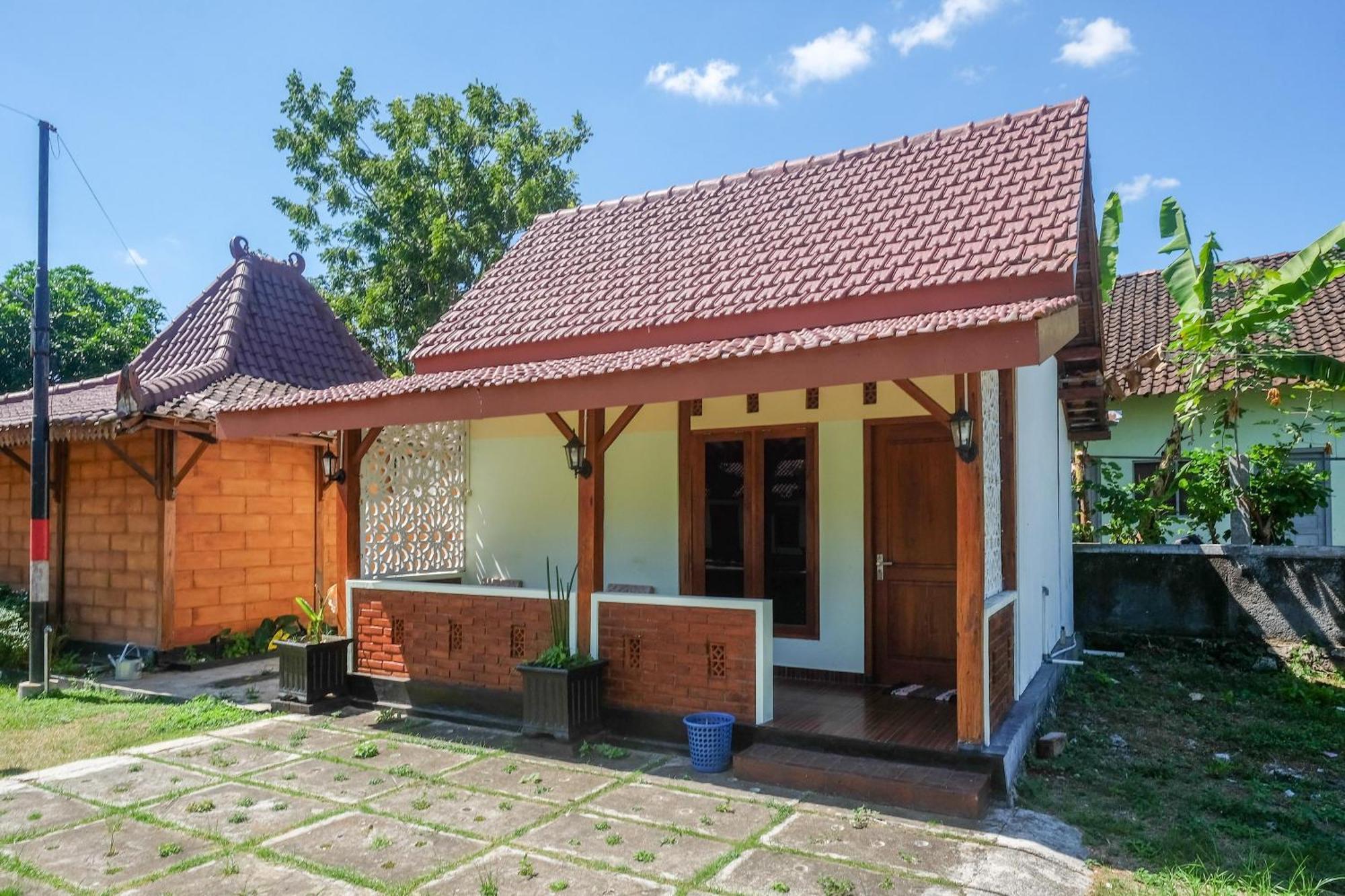 Hotel Reddoorz Syariah Near Alun Alun Wonosari Exterior foto