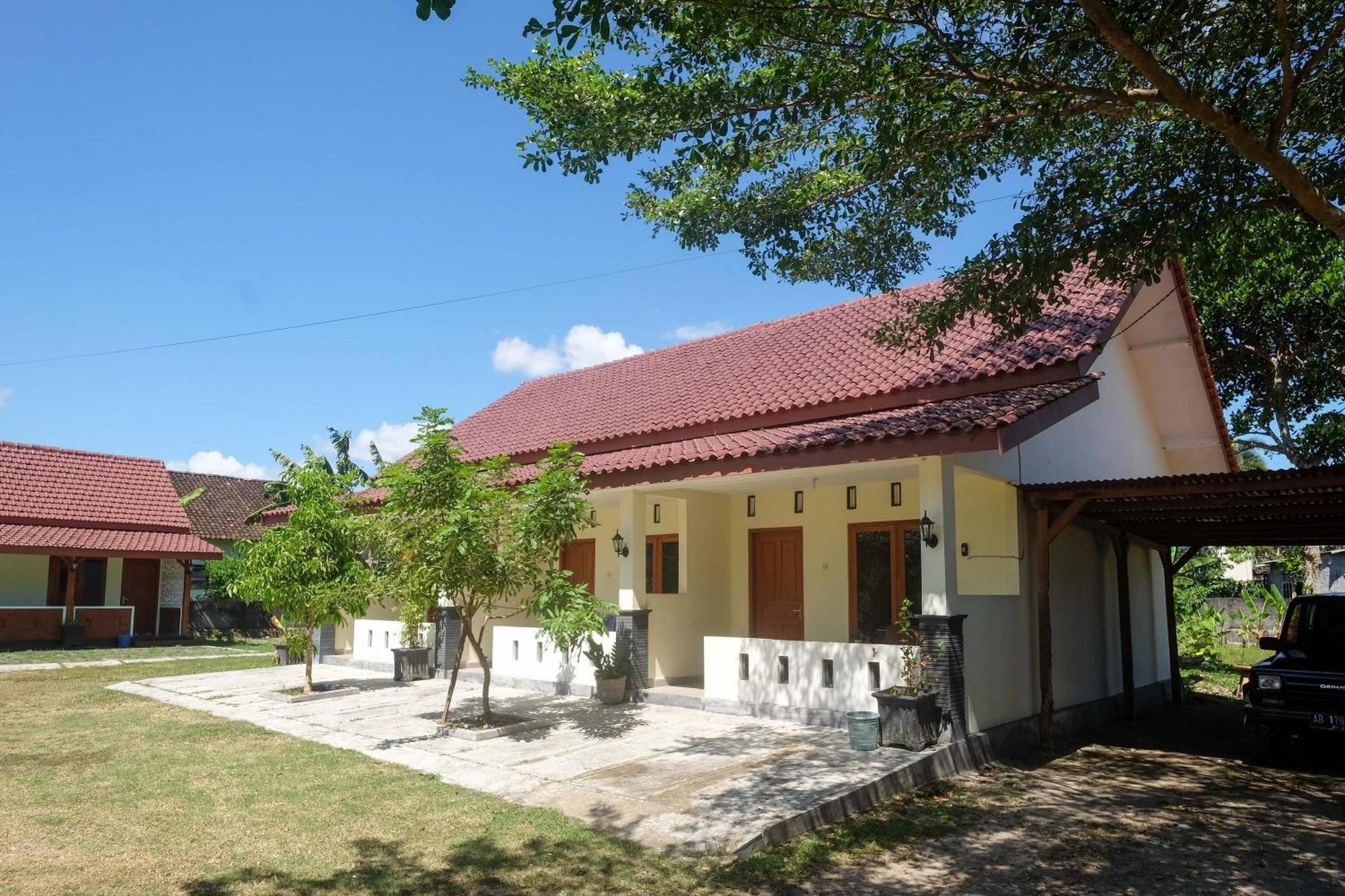 Hotel Reddoorz Syariah Near Alun Alun Wonosari Exterior foto